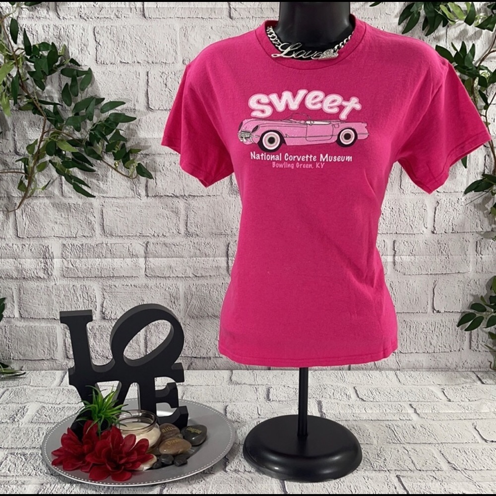 Women’s Artisan Graphic Hot Pink Short Sleeve T-Shirt (L) CA14